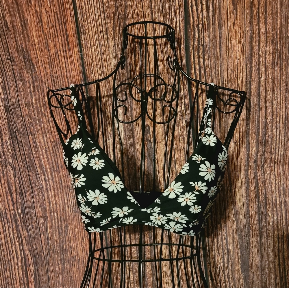 Forever 21 Pull-Over Bikini Top